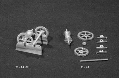 Winch Set w/Spoked Gears  \"O\" Scale